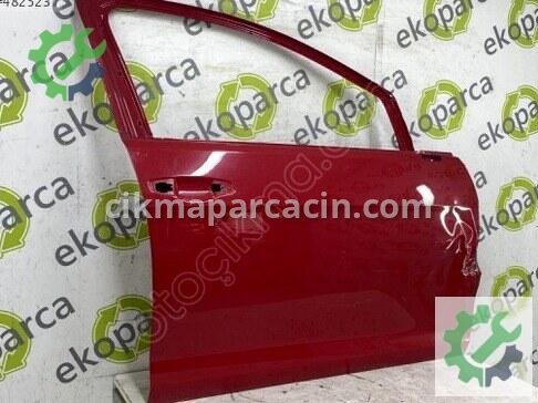 Volkswagen Golf Sağ Ön Kapı 5G4831056 çıkma parça