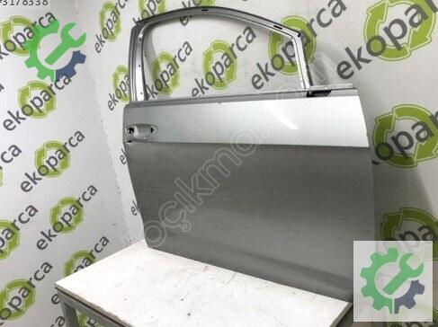 Volkswagen Golf Sağ Ön Kapı 5G4831056 çıkma parça
