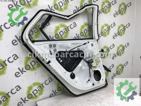 Volkswagen Golf Sol Arka Kapı 5G4833055 çıkma parça