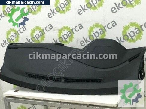 Volkswagen Golf Torpido çıkma parça