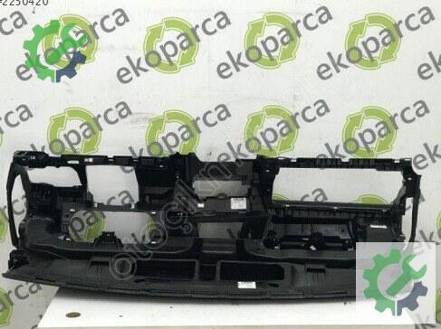 Volkswagen Golf Torpido 5G1857003G çıkma parça