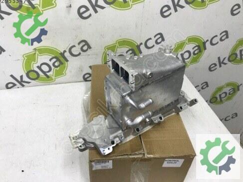 Volkswagen Golf Emme Manifoldu 04L129711BA çıkma parça