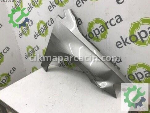 Volkswagen Golf Sağ Ön Çamurluk 5G0821106A çıkma parça