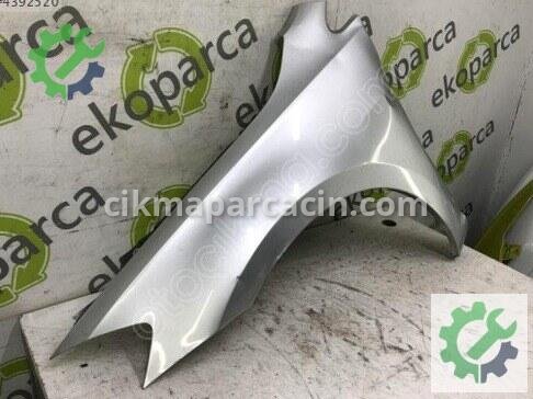 Volkswagen Golf Sol Ön Çamurluk 5G0821105A çıkma parça