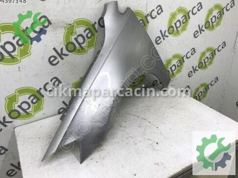 Volkswagen Golf Sol Ön Çamurluk 5G0821105A çıkma parça