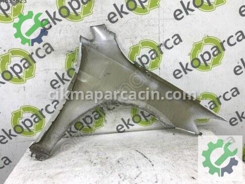 Volkswagen Golf Sol Ön Çamurluk 5G0821105A çıkma parça