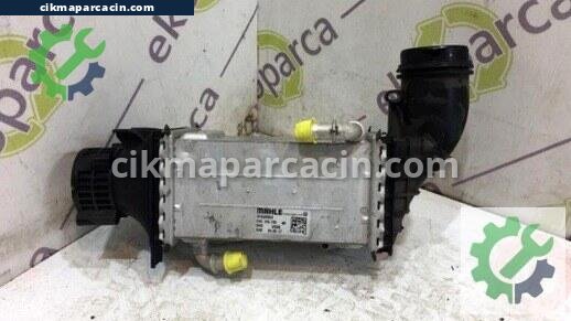 Volkswagen Golf Intercooler Radyatörü çıkma parça