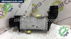 VOLKSWAGEN GOLF 2018 2021 İNTERCOOLER RADYATÖRÜ  04E145785