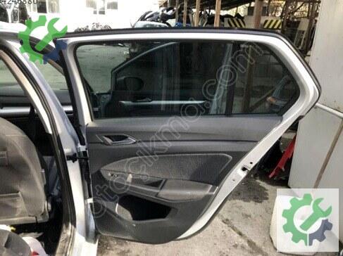 Volkswagen Golf Sağ Ön Kapı 5H4831056 çıkma parça