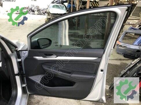 Volkswagen Golf Sağ Ön Kapı 5H4831056 çıkma parça