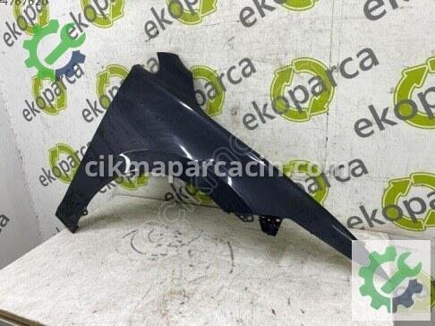Volkswagen Golf Sağ Ön Çamurluk 5H0821022 çıkma parça