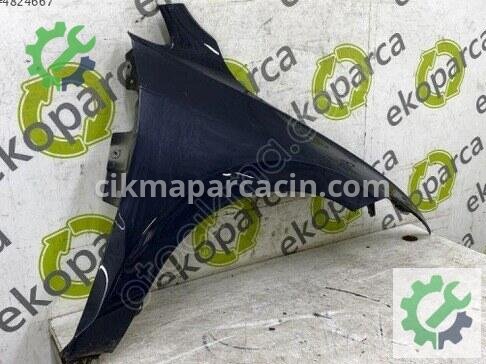 Volkswagen Golf Sağ Ön Çamurluk 5H0821022 çıkma parça