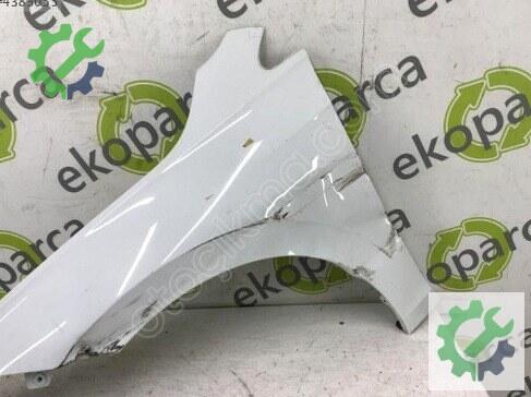 Volkswagen Golf Sol Ön Çamurluk 5H0821021 çıkma parça