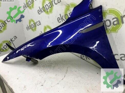 Volkswagen Golf Sol Ön Çamurluk 5H0821021 çıkma parça
