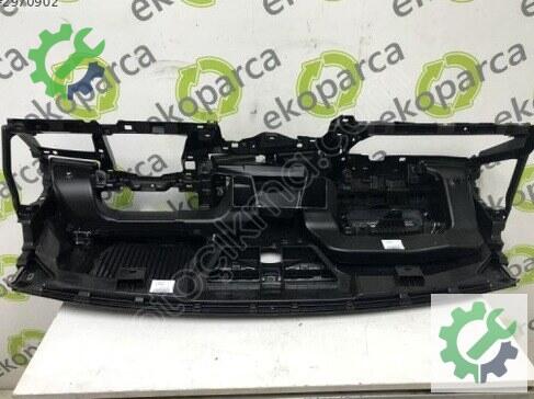 Volkswagen Golf Torpido 5H1857003M çıkma parça