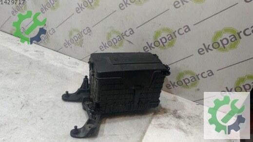 Volkswagen Golf Akü Kapağı 3C0915335 çıkma parça