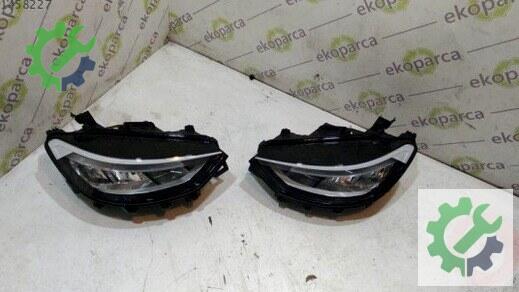 Volkswagen ID.3 Sağ Ön Far çıkma parça
