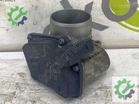 Volkswagen Jetta Gaz Kelebeği 03C133062C çıkma parça