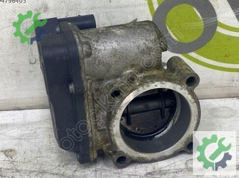 Volkswagen Jetta Gaz Kelebeği 03C133062C çıkma parça
