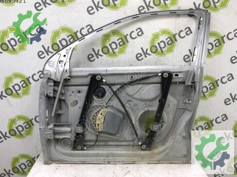 Volkswagen Jetta Sol Ön Kapı 1K5831301 çıkma parça