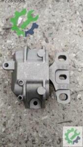 VOLKSWAGEN JETTA 2006 2011 MOTOR KULAĞI SAĞ 1K0199262CG