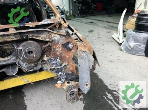 Volkswagen Jetta Arka Tampon 5C6807421 çıkma parça