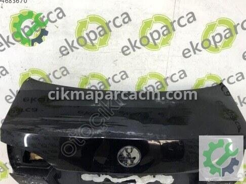Volkswagen Jetta Bagaj Kapağı 5C6827025 çıkma parça