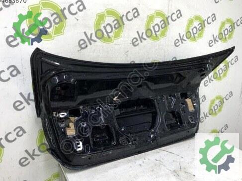 Volkswagen Jetta Bagaj Kapağı 5C6827025 çıkma parça