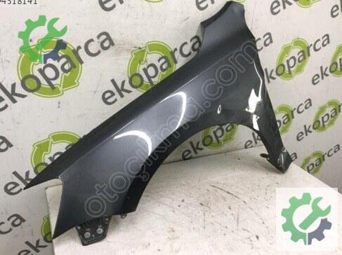Volkswagen Jetta Sol Ön Çamurluk 5C6821021 çıkma parça