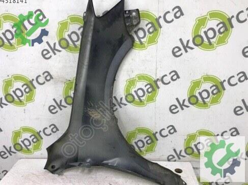 Volkswagen Jetta Sol Ön Çamurluk 5C6821021 çıkma parça