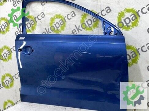 Volkswagen Jetta Sağ Ön Kapı 5C6831056 çıkma parça