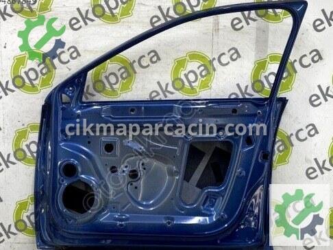 Volkswagen Jetta Sağ Ön Kapı 5C6831056 çıkma parça