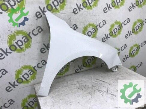 Volkswagen Jetta Sağ Ön Çamurluk 5C6821022 çıkma parça