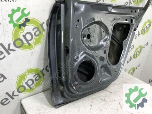 Volkswagen Jetta Sağ Arka Kapı 5C6833056 çıkma parça