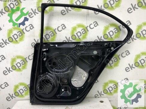 Volkswagen Jetta Sağ Arka Kapı 5C6833056 çıkma parça