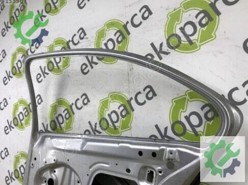 Volkswagen Jetta Sağ Arka Kapı 5C6833056 çıkma parça
