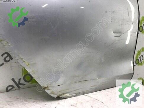 Volkswagen Jetta Sağ Arka Kapı 5C6833056 çıkma parça