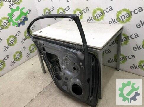 Volkswagen Jetta Sol Arka Kapı 5C6833055 çıkma parça