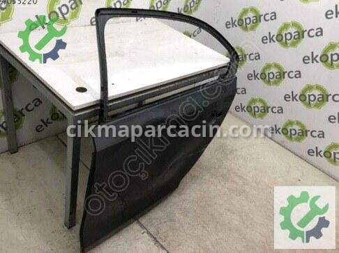 Volkswagen Jetta Sol Arka Kapı 5C6833055 çıkma parça