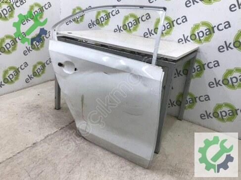Volkswagen Jetta Sağ Arka Kapı 5C6833056 çıkma parça