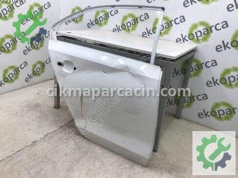 Volkswagen Jetta Sağ Arka Kapı 5C6833056 çıkma parça