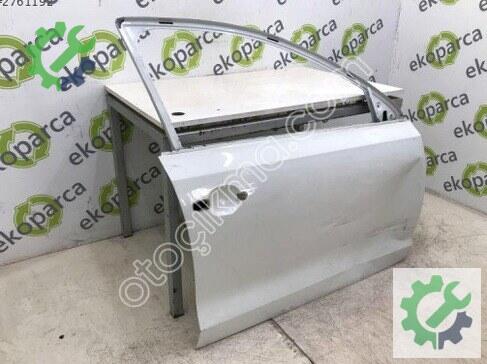 Volkswagen Jetta Sağ Ön Kapı 5C6831056 çıkma parça