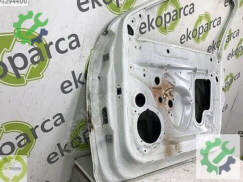 Volkswagen Jetta Sağ Ön Kapı 5C6831056 çıkma parça