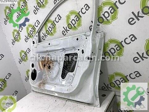 Volkswagen Jetta Sağ Ön Kapı 5C6831056 çıkma parça