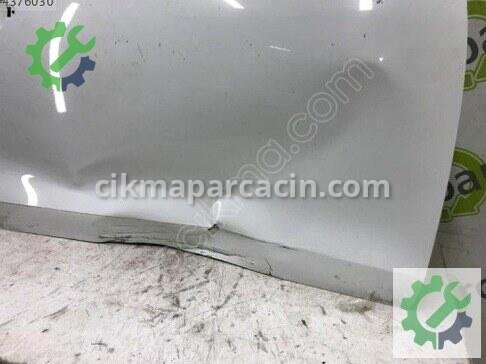 Volkswagen Jetta Sağ Ön Kapı 5C6831056 çıkma parça