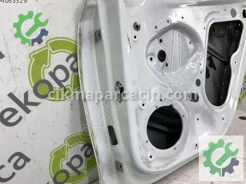 Volkswagen Jetta Sağ Arka Kapı 5C6833056 çıkma parça