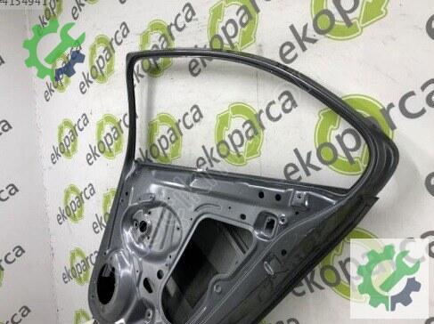 Volkswagen Jetta Sağ Arka Kapı 5C6833056 çıkma parça