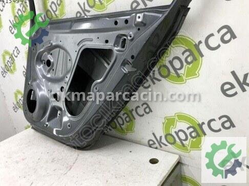 Volkswagen Jetta Sağ Arka Kapı 5C6833056 çıkma parça