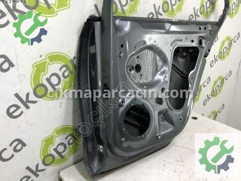 Volkswagen Jetta Sağ Arka Kapı 5C6833056 çıkma parça