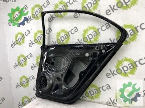 Volkswagen Jetta Sağ Arka Kapı 5C6833056 çıkma parça